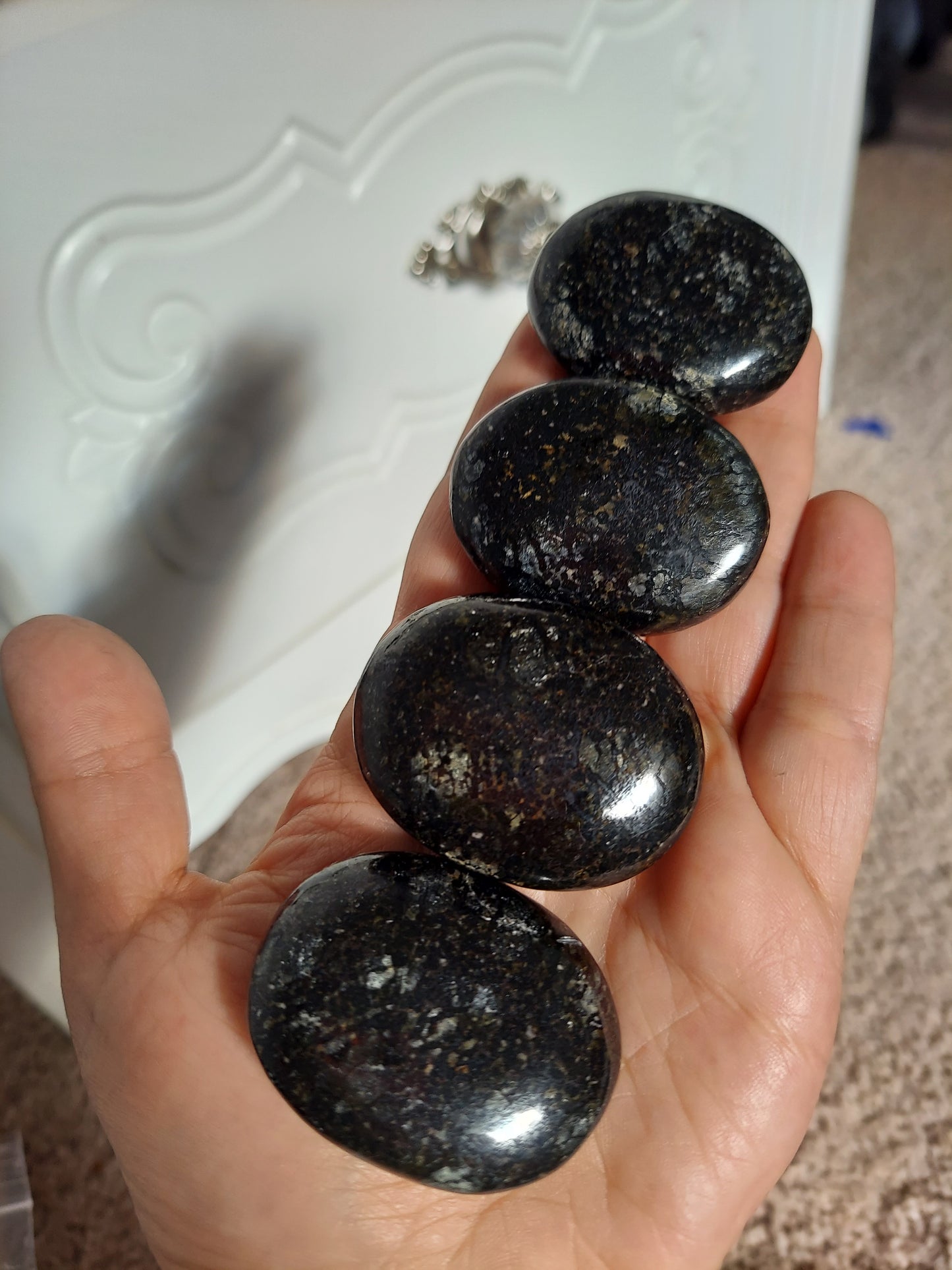 Nuummite Palm Stone