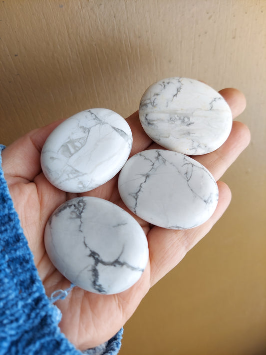 Howlite Palm Stone Crystals